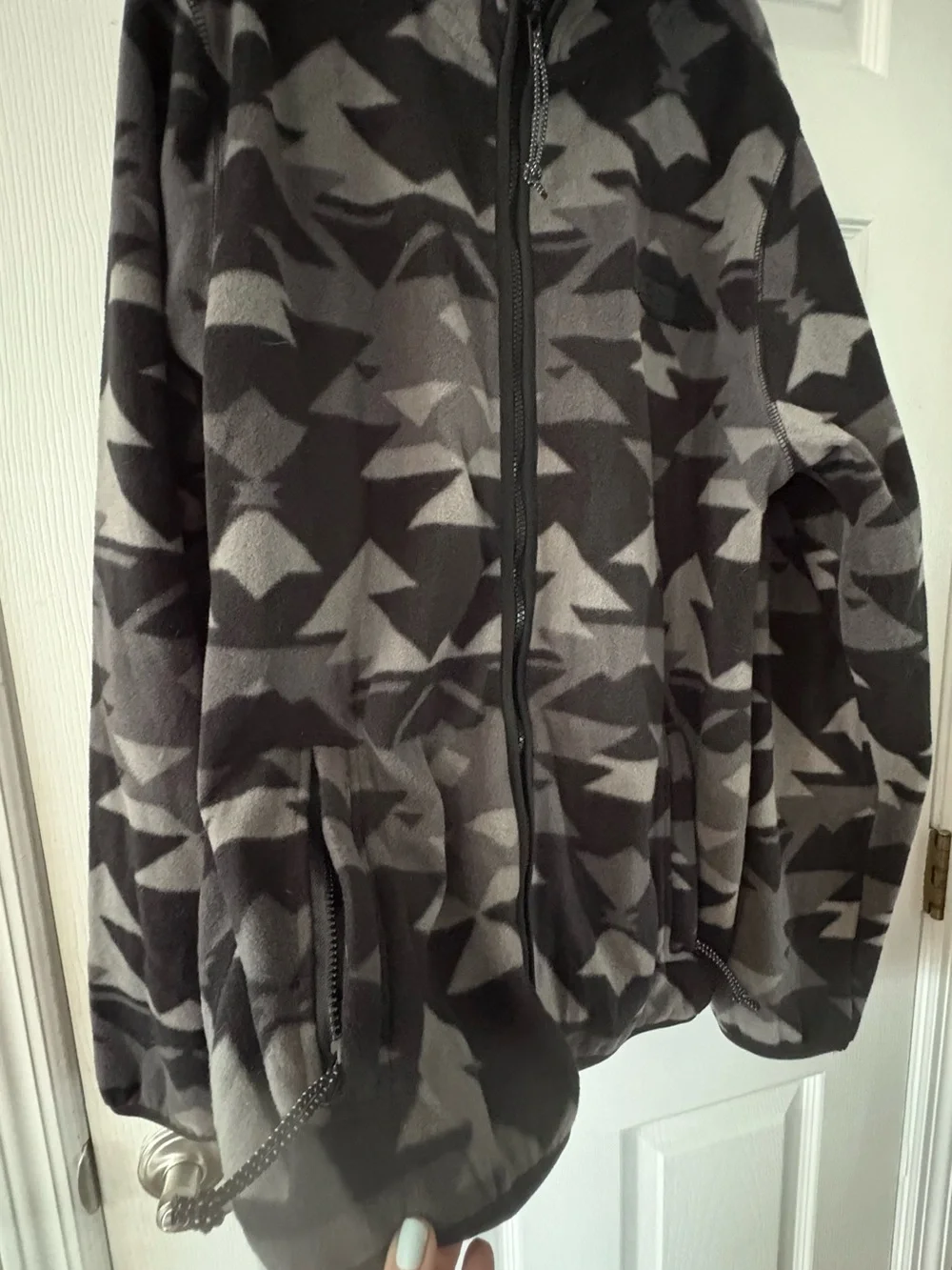 NWT- Aeropostale Men's Gray and Black Geometric Full-Zip Fleece Jacket